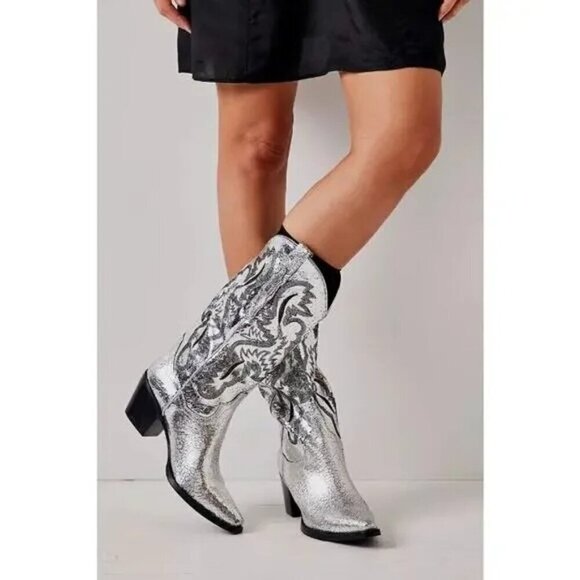 Jeffrey Campbell Shoes - Free People Jeffrey Campbell Dagget Western Boot Size 8 Silver Crackle Leather